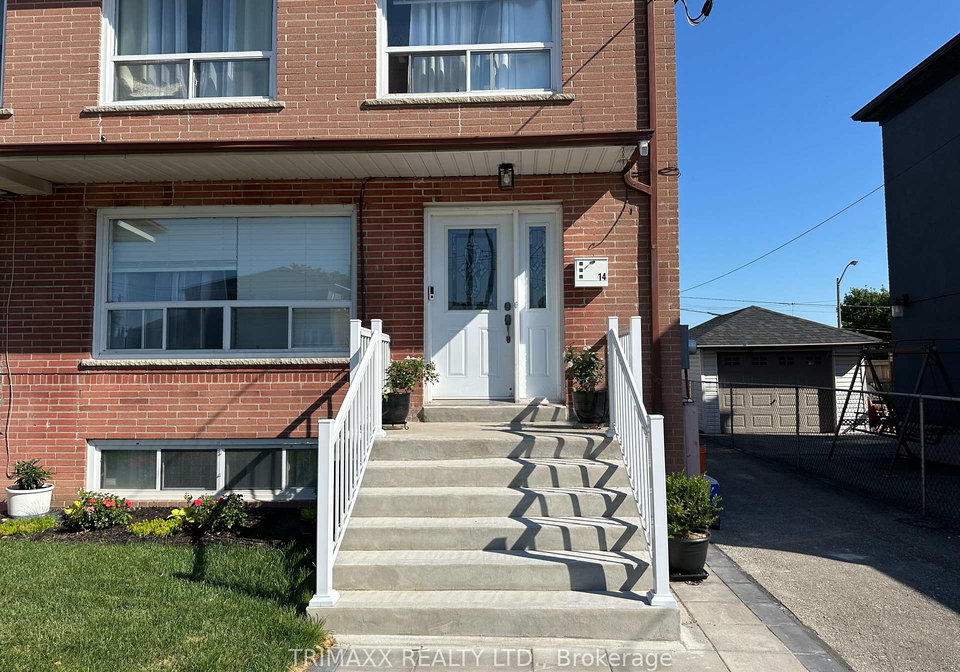 14-brigham-circuit-w-etobicoke-ontario-w12363064