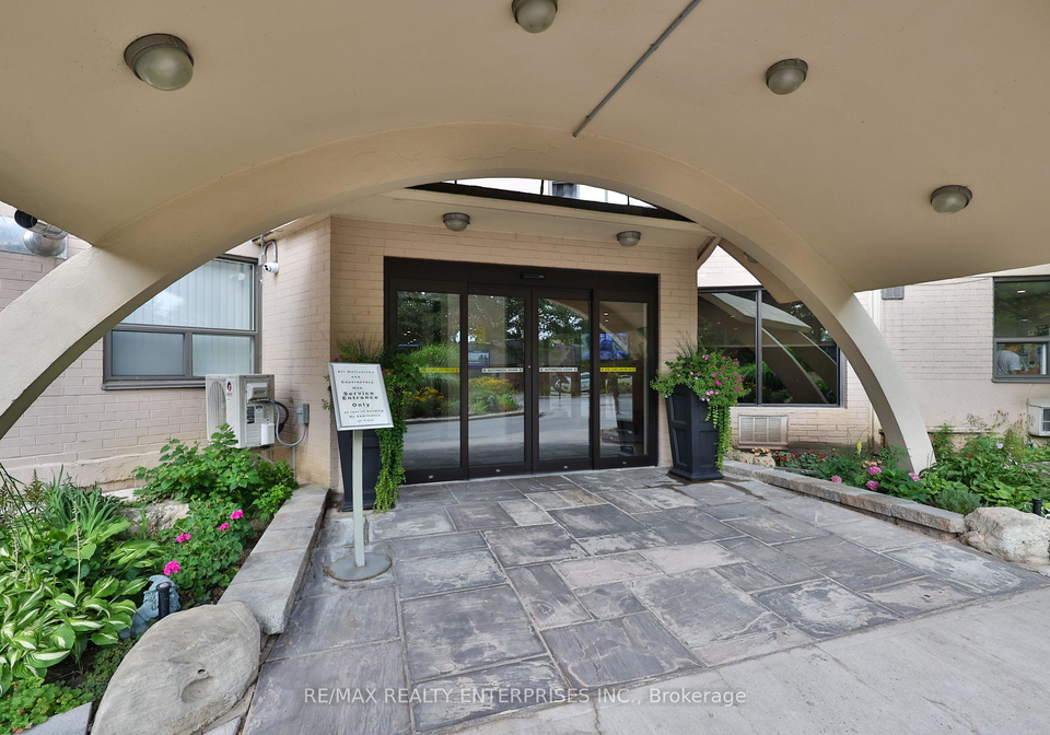700-dynes-road-burlington-ontario-w12363090