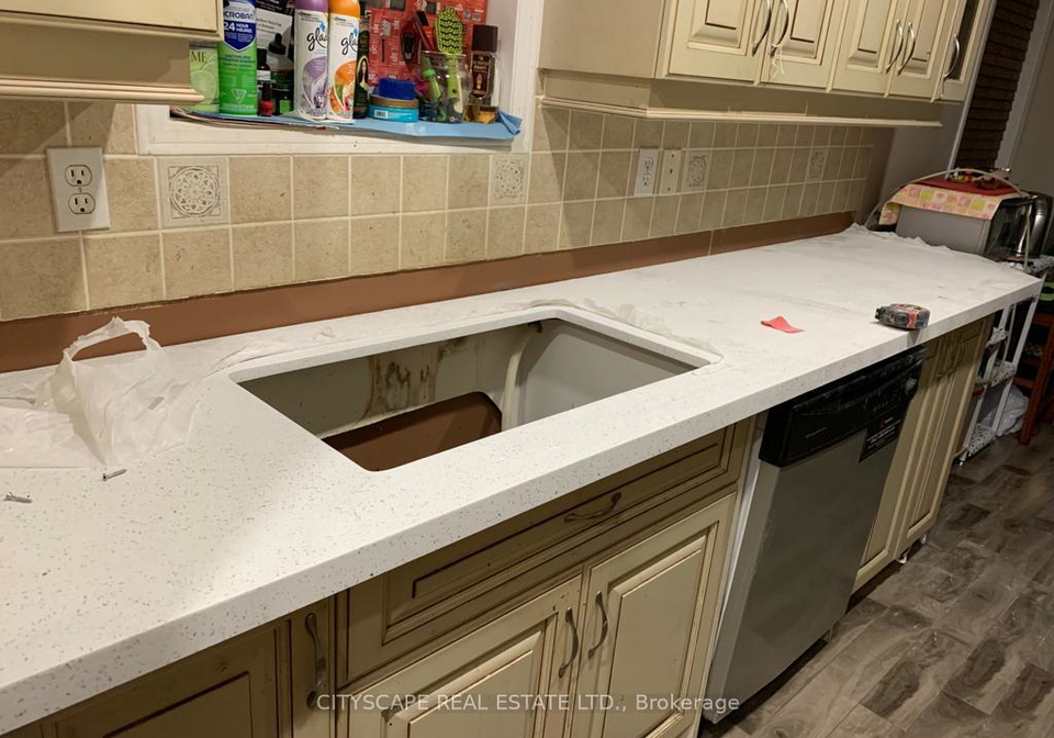 33-ridgefield-court-brampton-ontario-w12363261