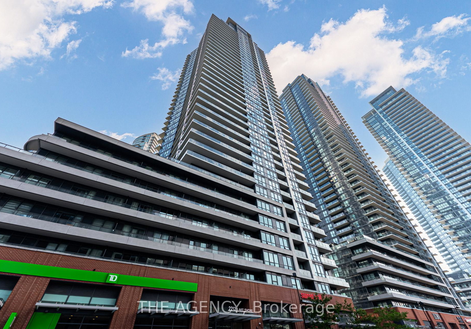 2212-lake-shore-boulevard-etobicoke-ontario-w12363347