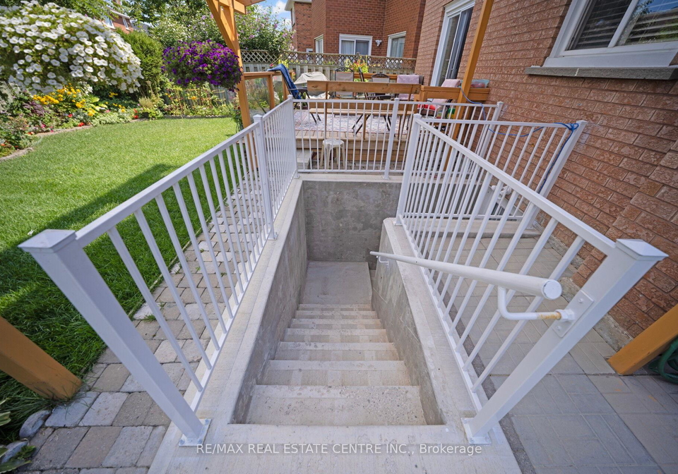 15-turtlecreek-boulevard-brampton-ontario-w12363472