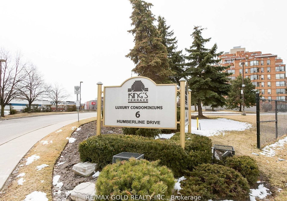 6-humberline-drive-n-etobicoke-ontario-w12363578