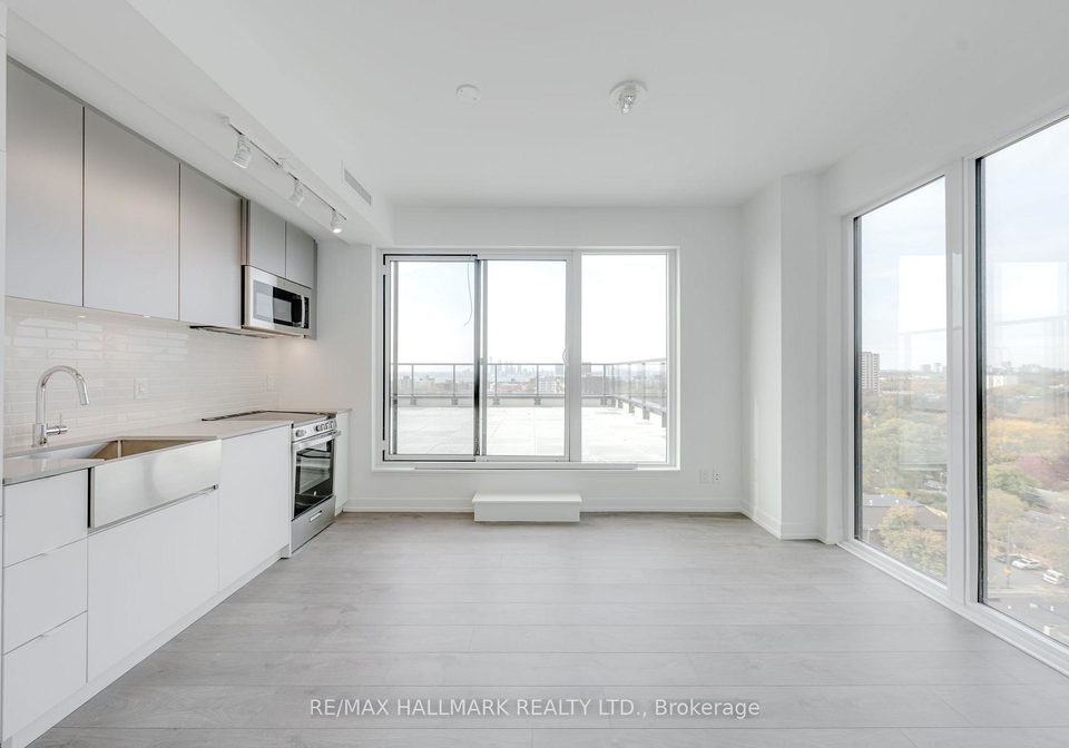 270-dufferin-street-w-toronto-ontario-w12363765