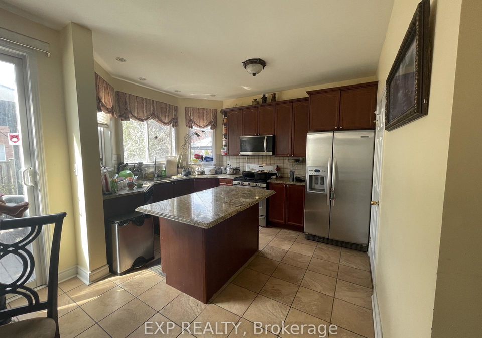 37-bayhampton-drive-brampton-ontario-w12363834