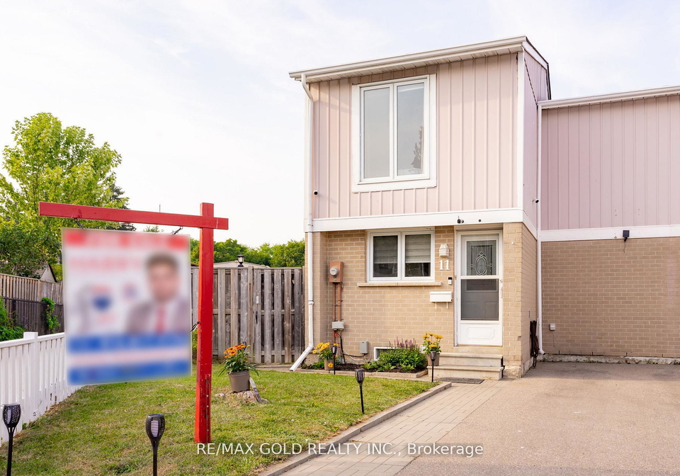 11-jasmine-square-brampton-ontario-w12364015