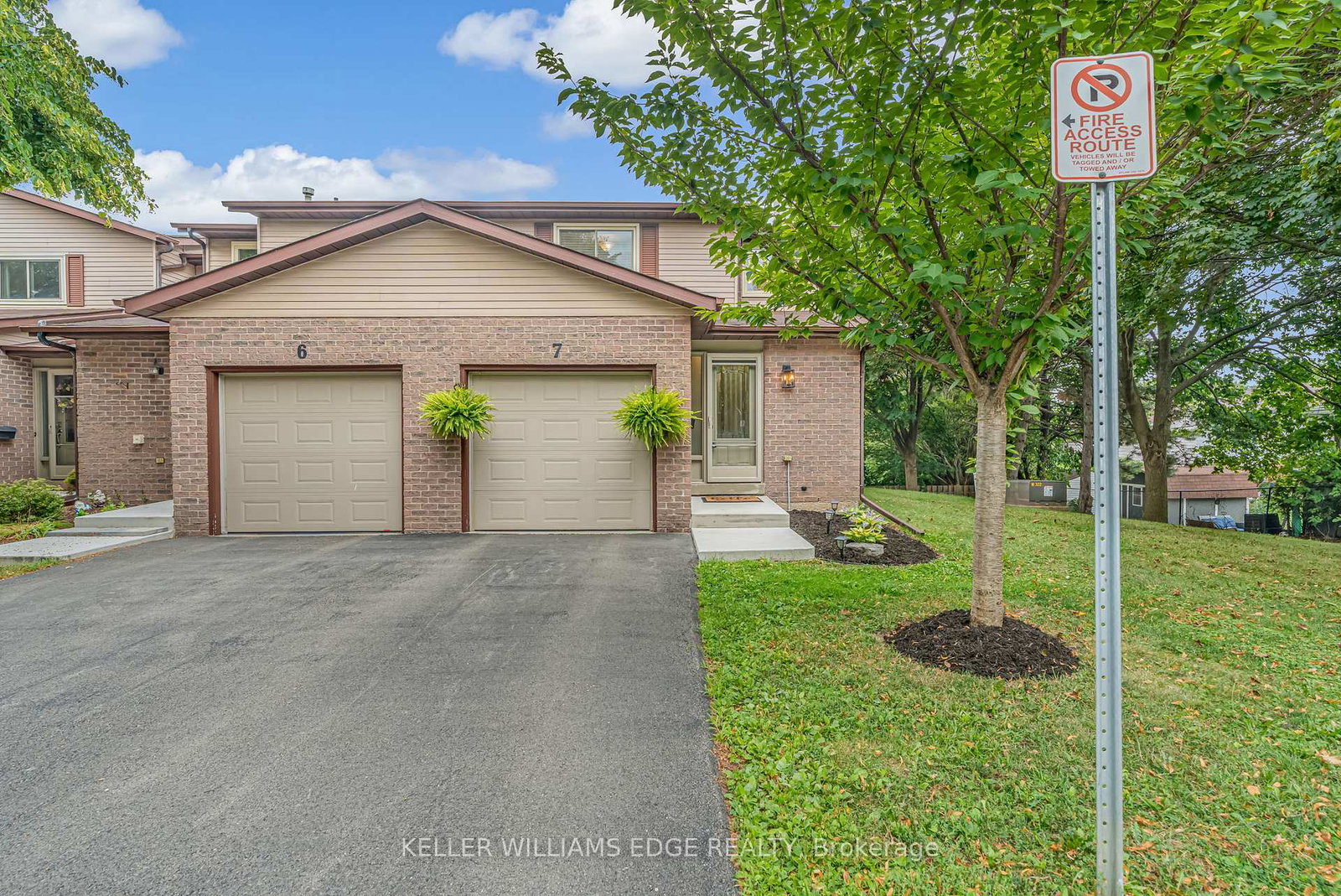1232-guelph-line-burlington-ontario-w12364059