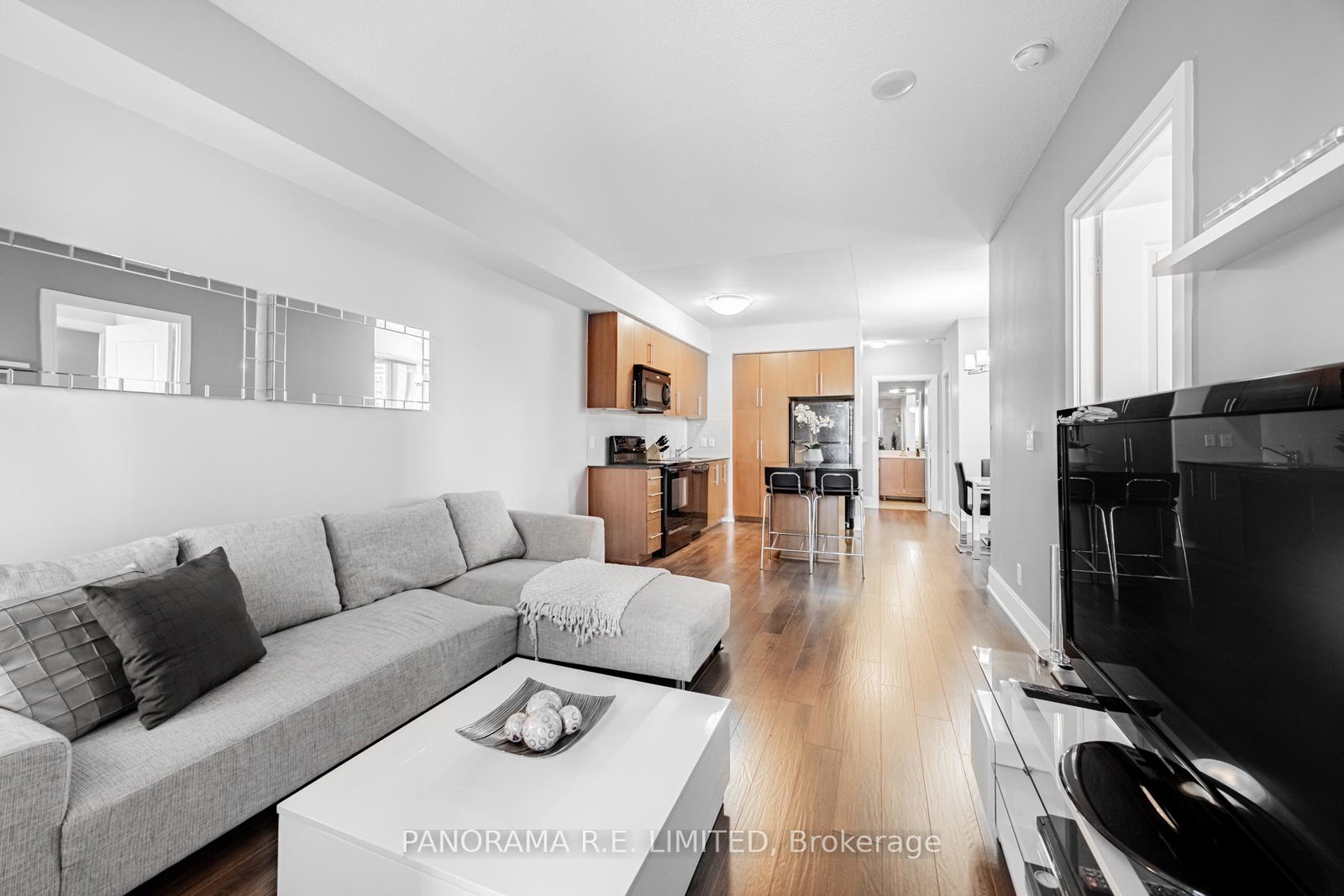330-burnhamthorpe-road-w-mississauga-ontario-w12364063