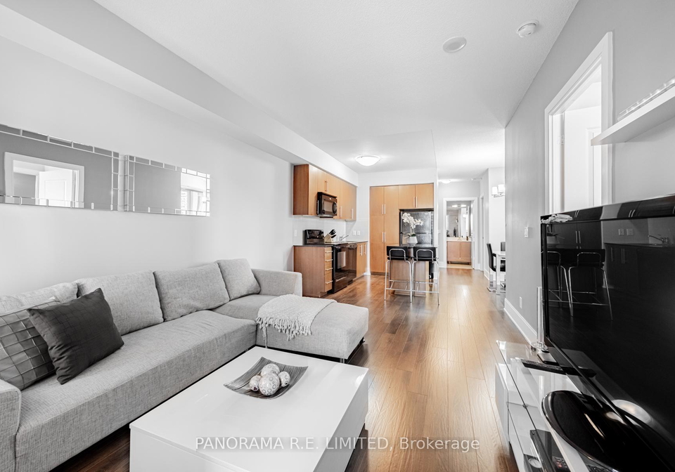 330-burnhamthorpe-road-w-mississauga-ontario-w12364063