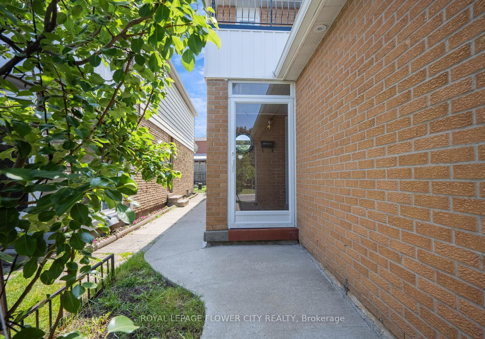 27-denlow-drive-brampton-ontario-w12364121