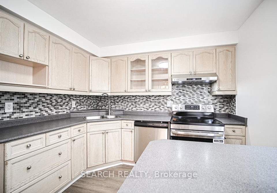 38-roehampton-crescent-brampton-ontario-w12364143