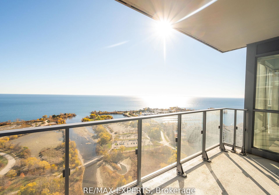 2212-lake-shore-boulevard-w-etobicoke-ontario-w12364357