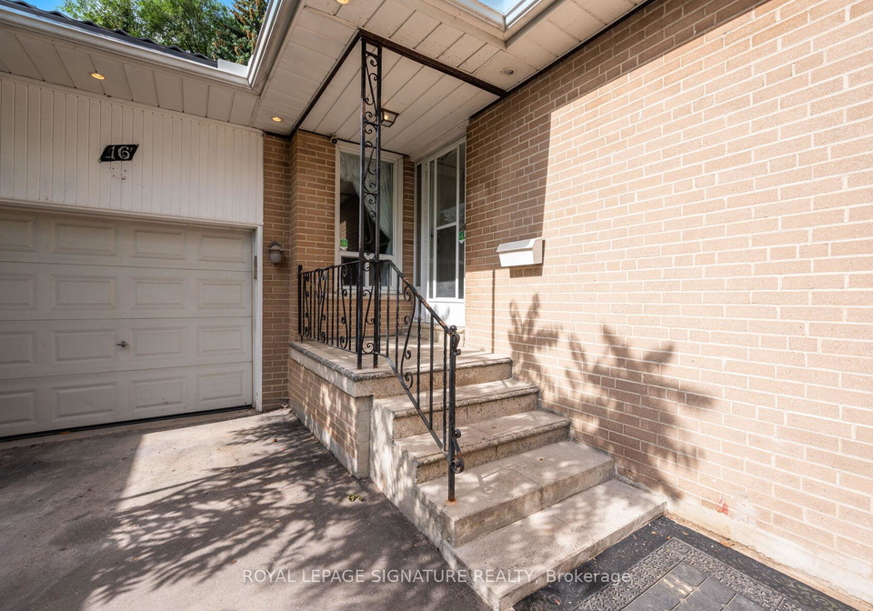 16-pagoda-place-etobicoke-ontario-w12364520