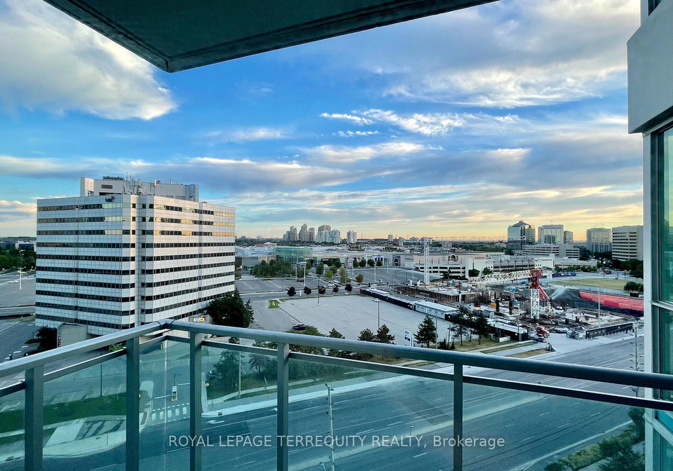 220-burnhamthorpe-road-w-mississauga-ontario-w12364600