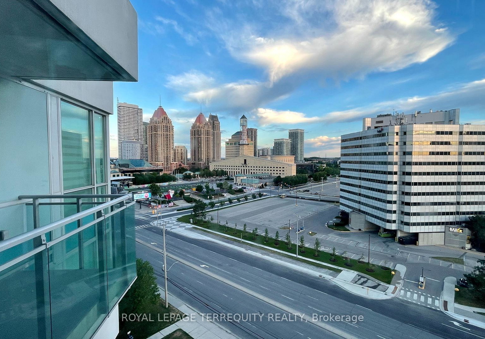 220-burnhamthorpe-road-w-mississauga-ontario-w12364600