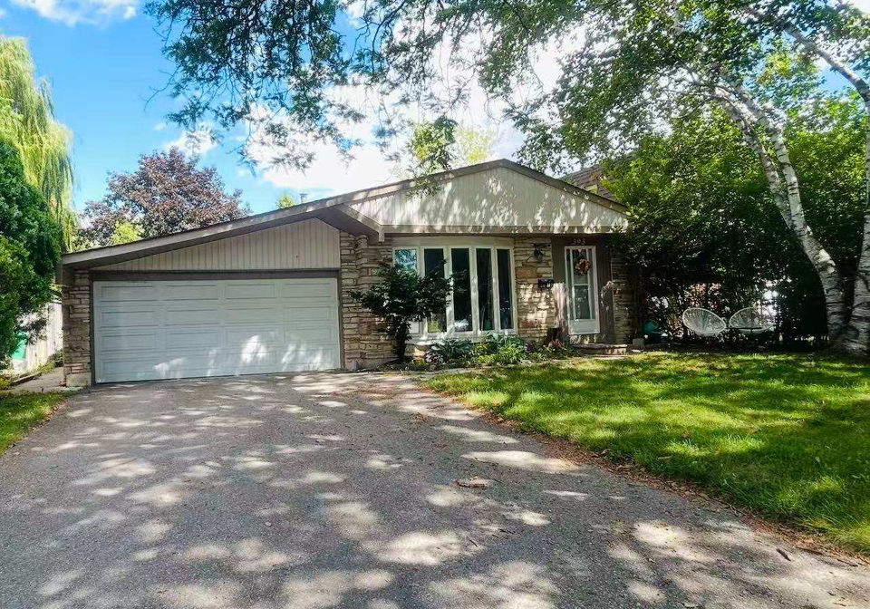 393-valley-boulevard-mississauga-ontario-w12364628