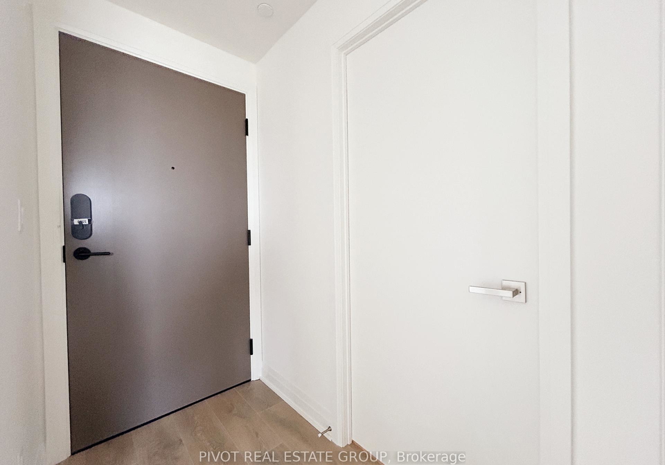 4015-the-exchange-mississauga-ontario-w12364923