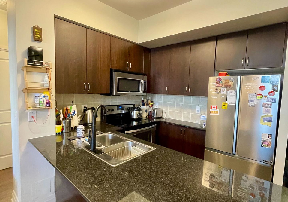 1-de-boers-drive-york-ontario-w12365088