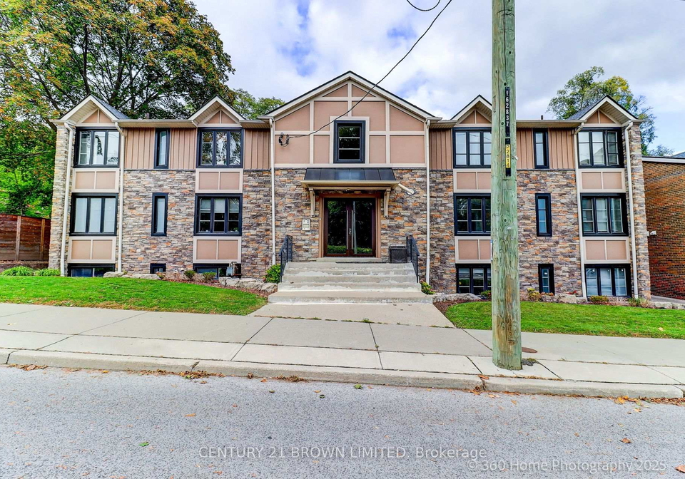 2814-w-bloor-street-w-etobicoke-ontario-w12365181