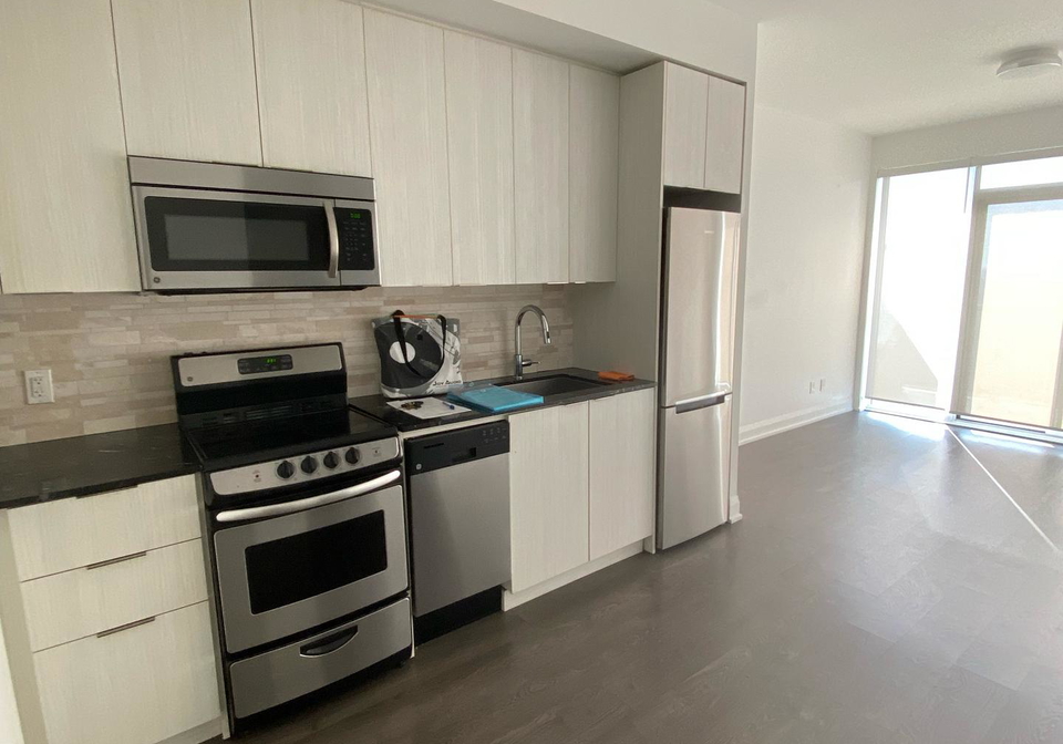 56-annie-craig-drive-etobicoke-ontario-w12365447