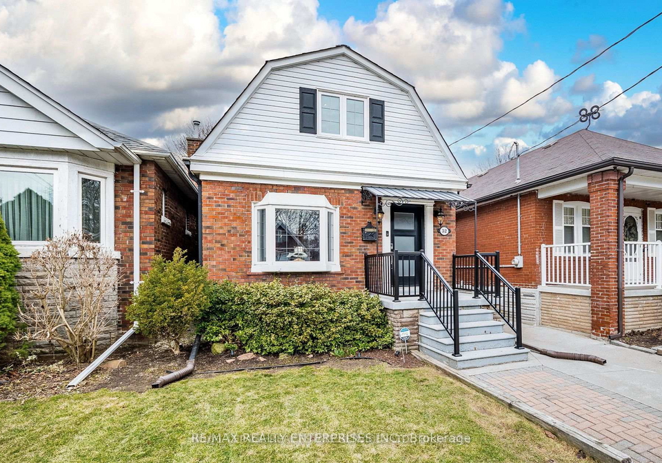 32-seventh-street-etobicoke-ontario-w12365476