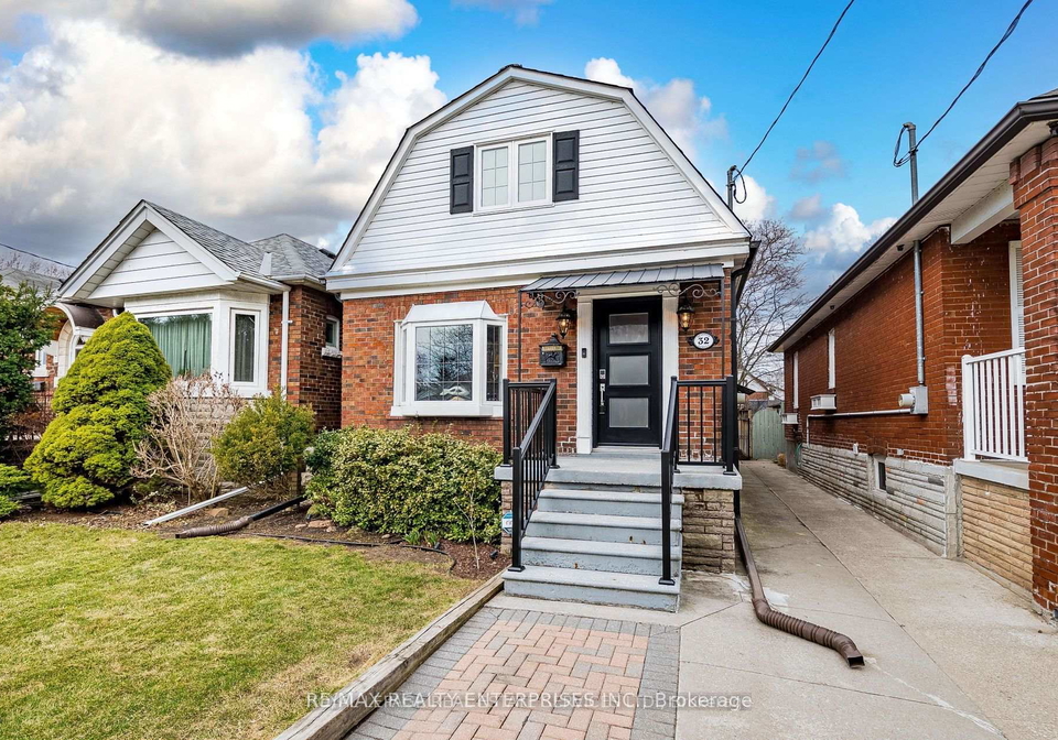 32-seventh-street-etobicoke-ontario-w12365476