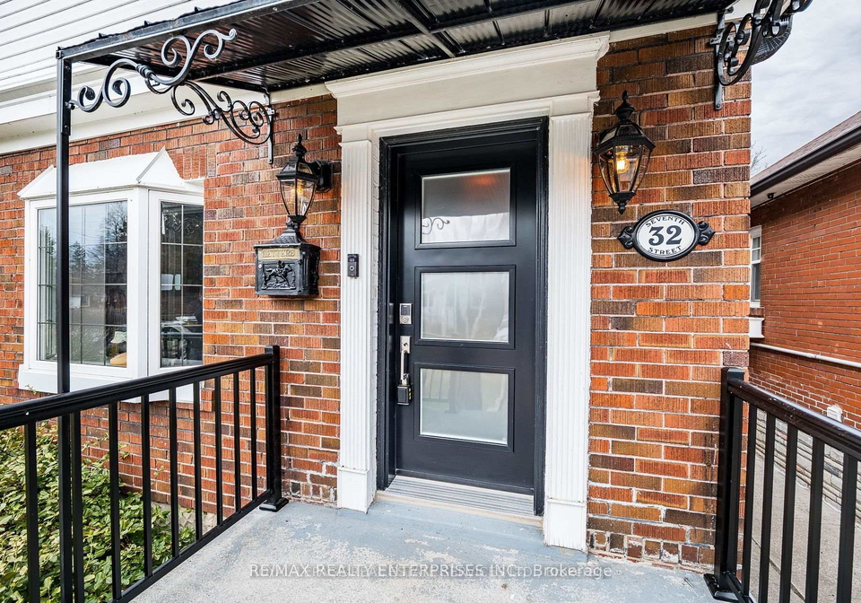 32-seventh-street-etobicoke-ontario-w12365476
