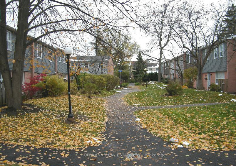 1050-shawnmarr-road-mississauga-ontario-w12365509