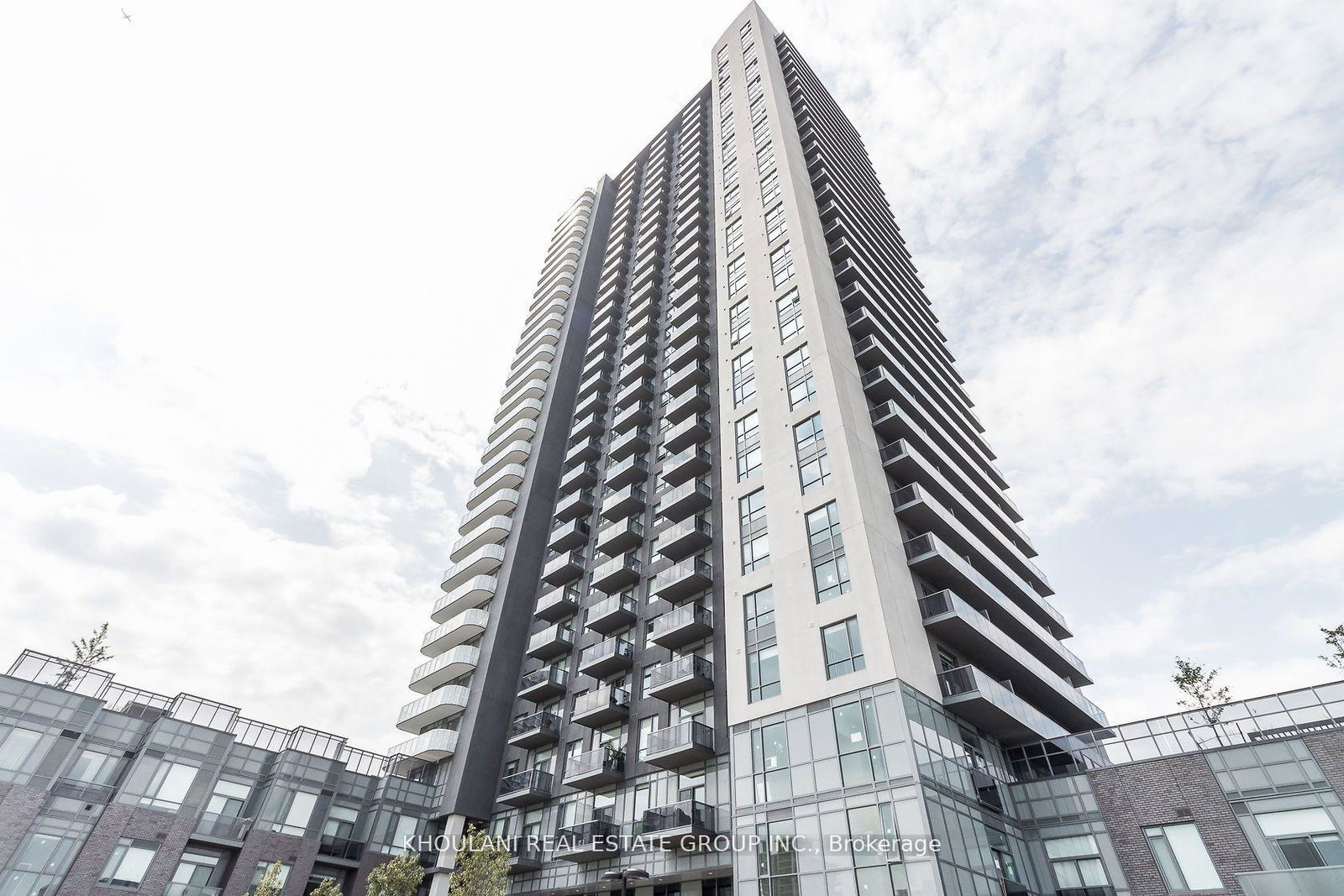 8-nahani-way-mississauga-ontario-w12365573