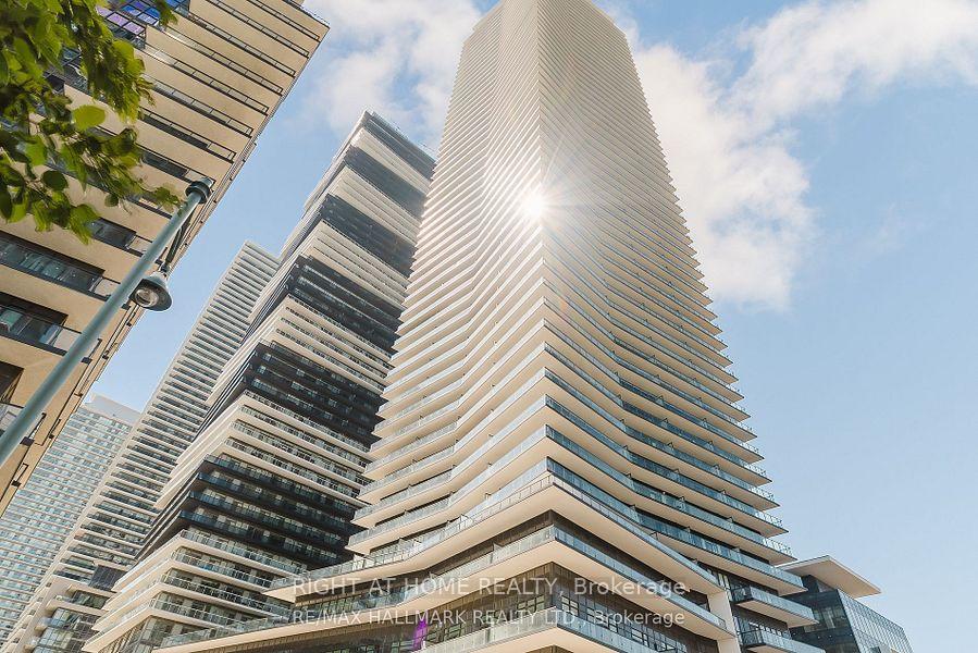 38-annie-craig-drive-etobicoke-ontario-w12365639
