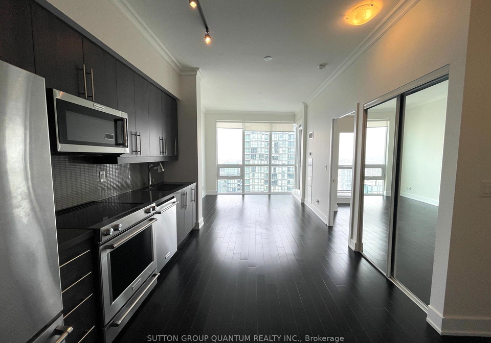 510-curran-place-mississauga-ontario-w12365876