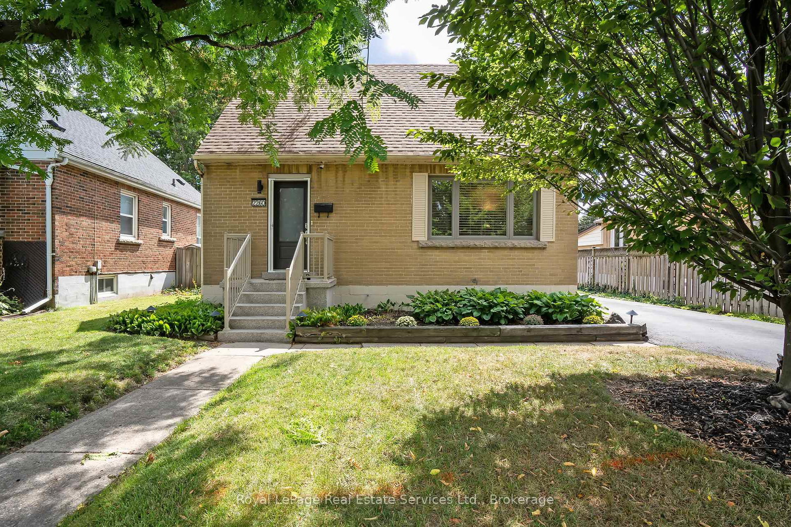 2260-new-street-burlington-ontario-w12365900