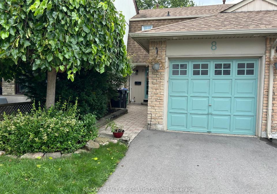 8-pontiac-court-brampton-ontario-w12366007