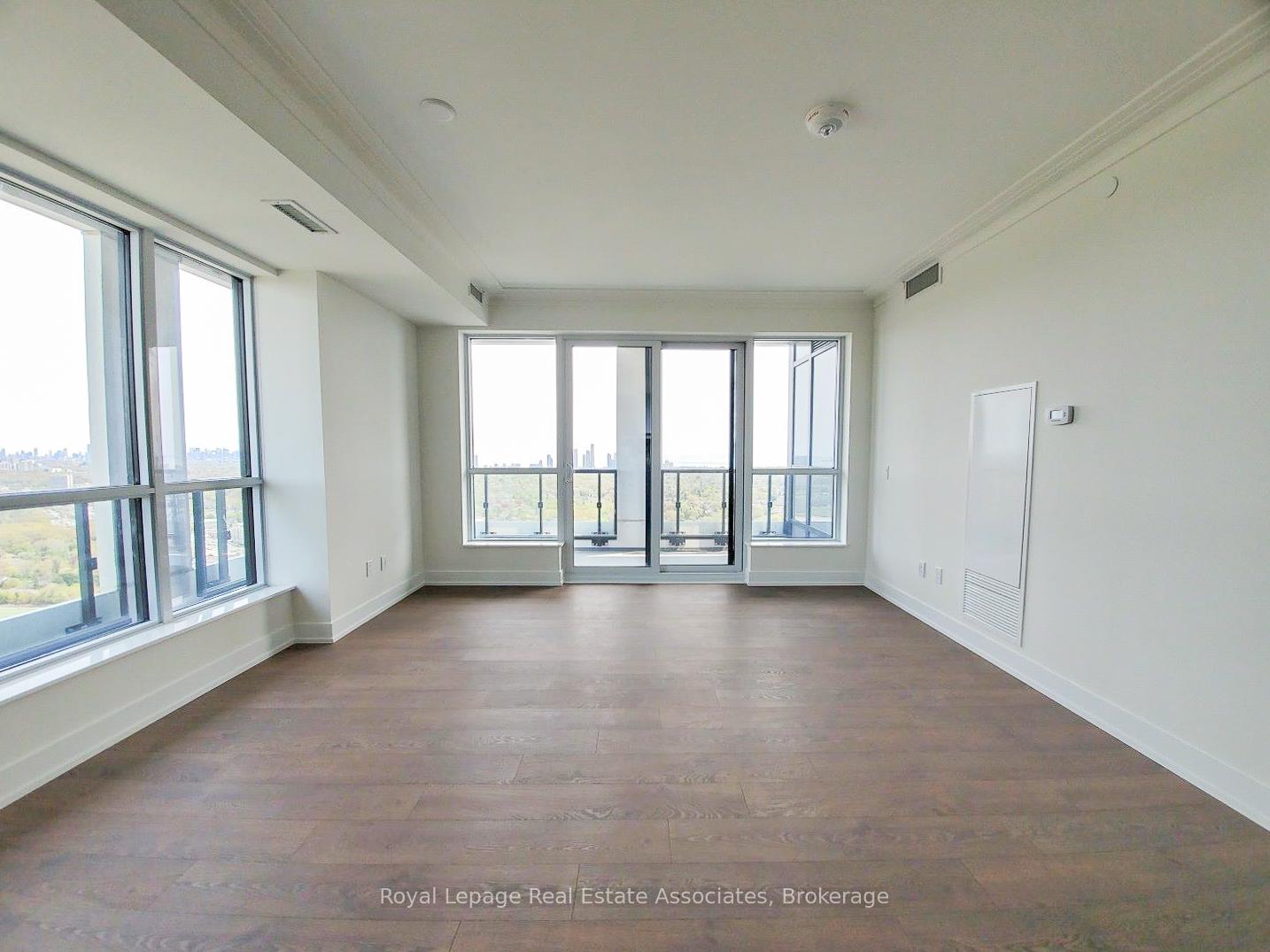 5-mabelle-avenue-etobicoke-ontario-w12366083