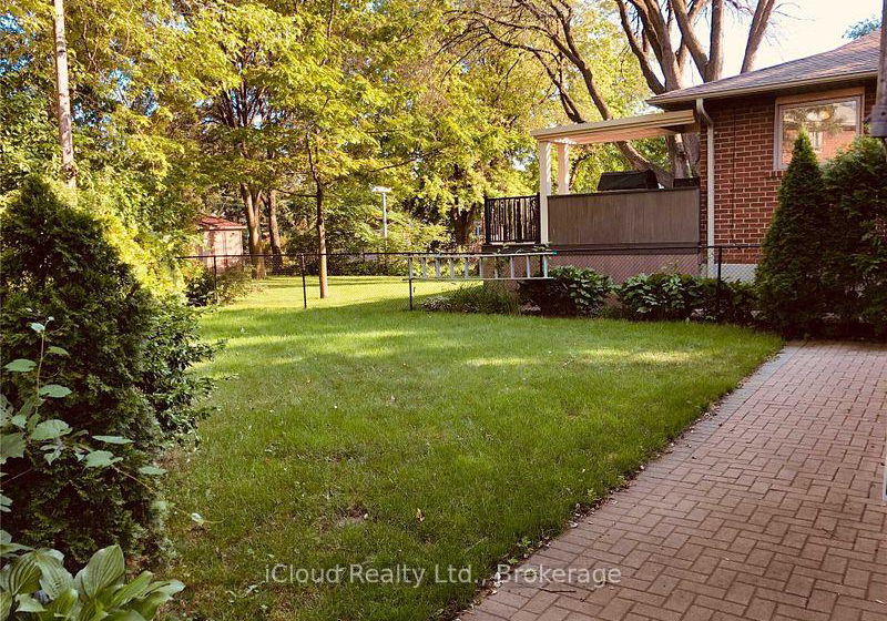 27-bisset-avenue-etobicoke-ontario-w12366365