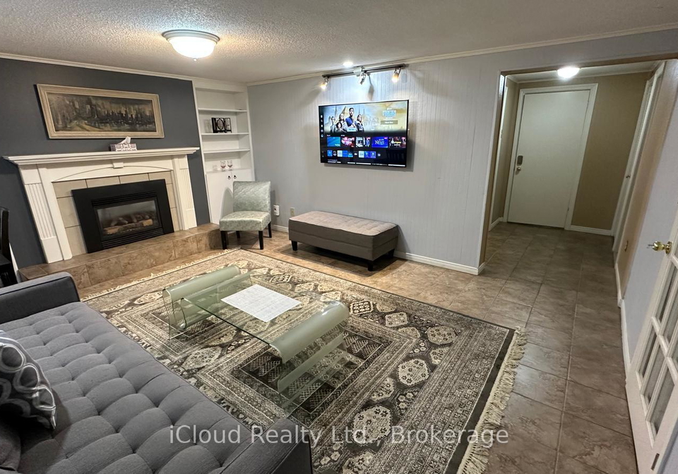 27-bisset-avenue-etobicoke-ontario-w12366365