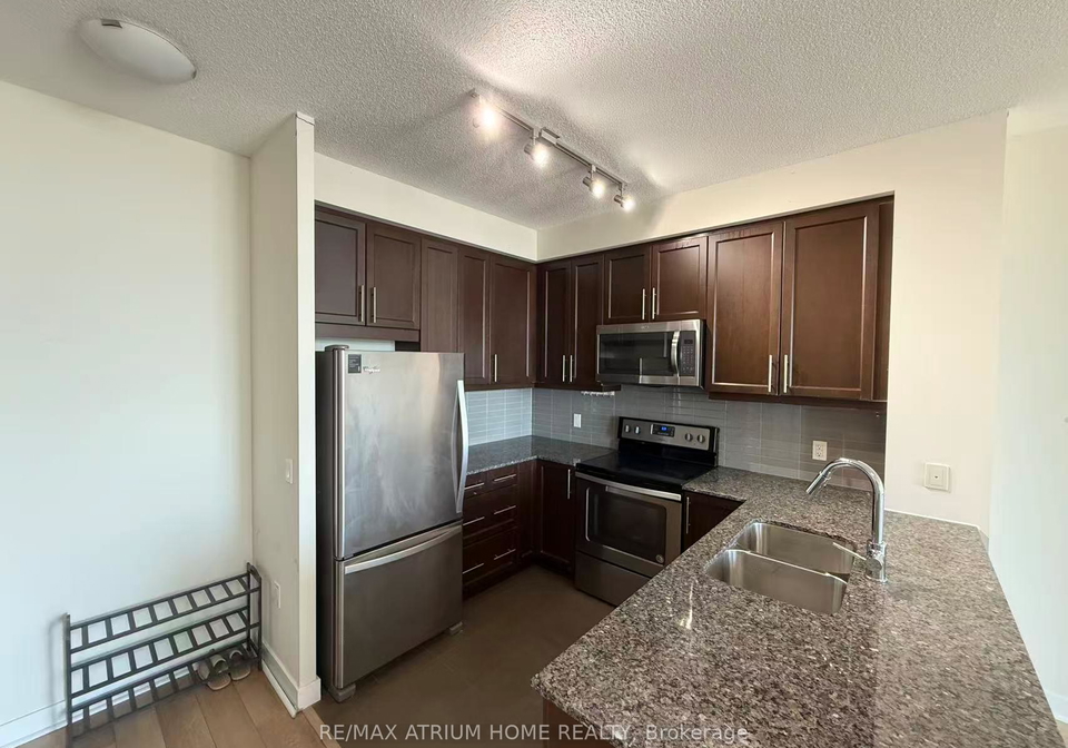 3975-grand-park-drive-w-mississauga-ontario-w12366393