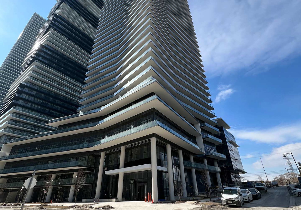 38-annie-craig-drive-etobicoke-ontario-w12366484