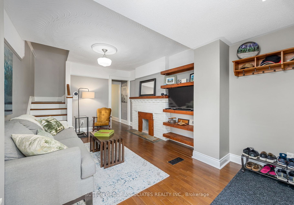 32-st-clair-gardens-toronto-ontario-w12366500