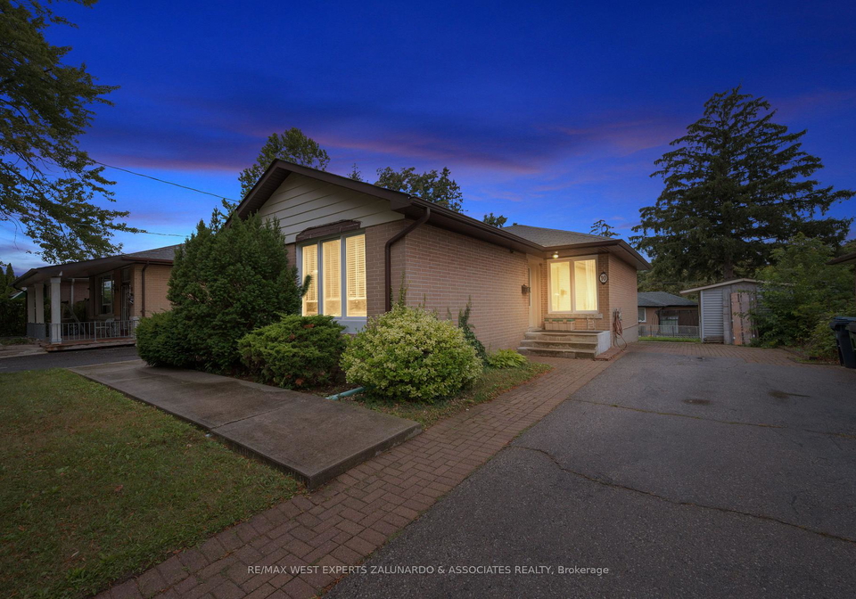 10-dashwood-crescent-etobicoke-ontario-w12366507