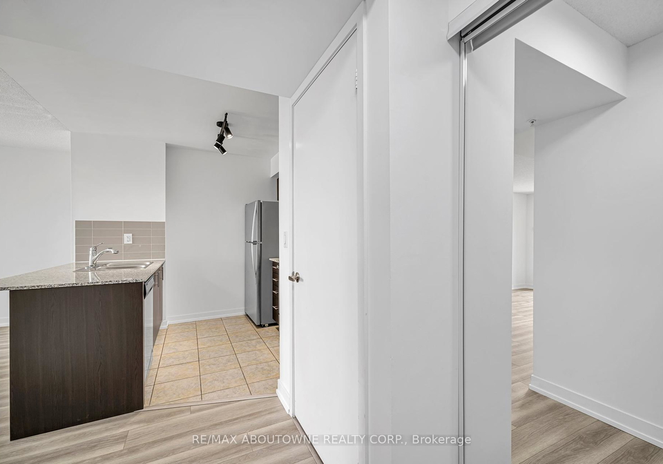 1410-dupont-street-toronto-ontario-w12366582