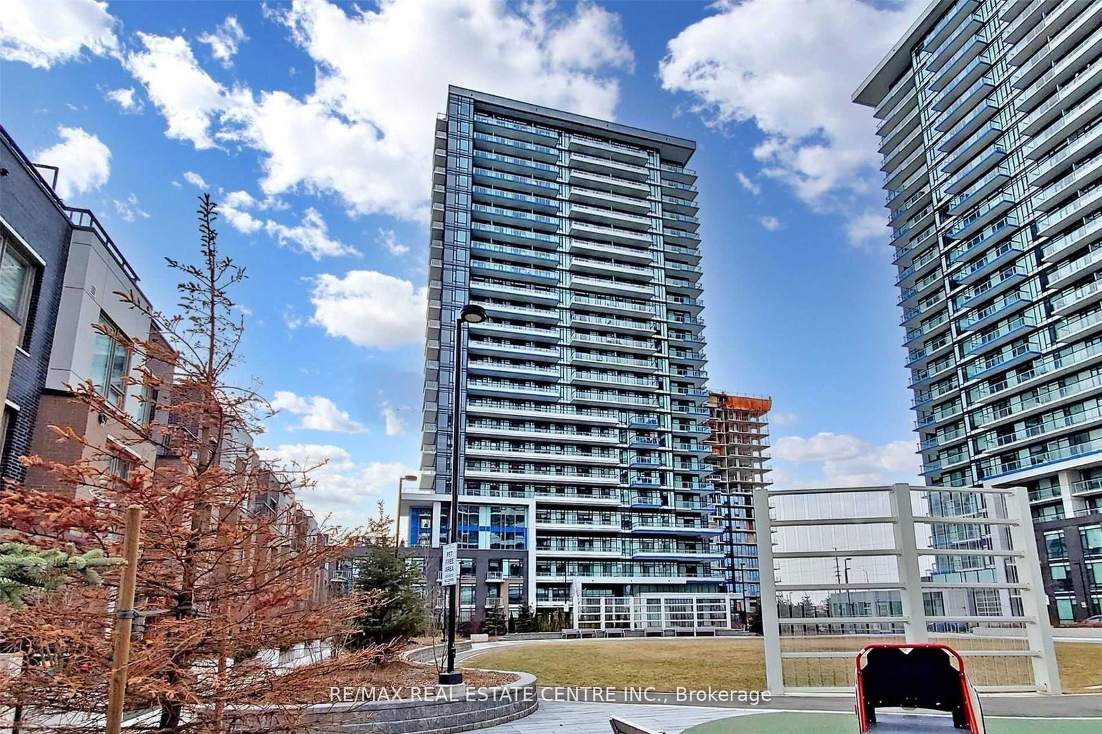 2560-eglinton-avenue-mississauga-ontario-w12366635