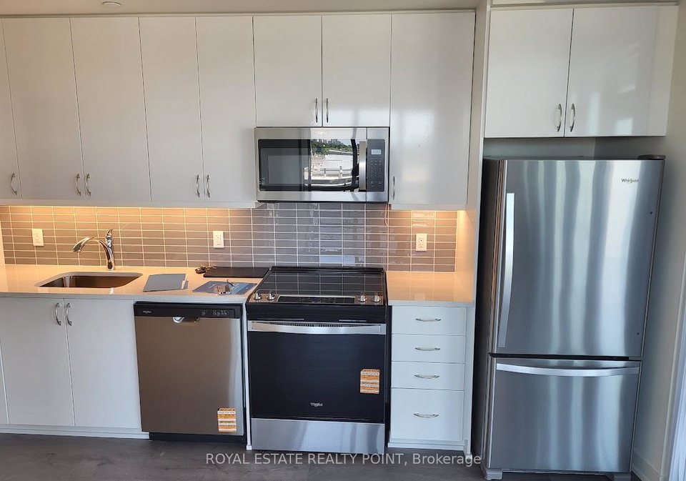 38-annie-craig-drive-etobicoke-ontario-w12366639