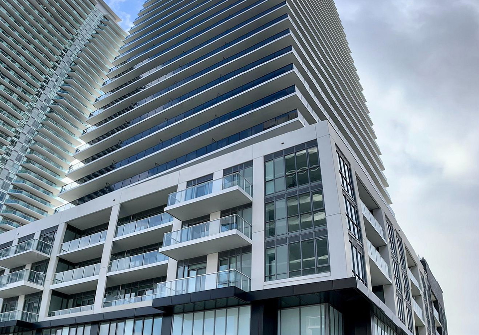 70-annie-craig-drive-etobicoke-ontario-w12366690