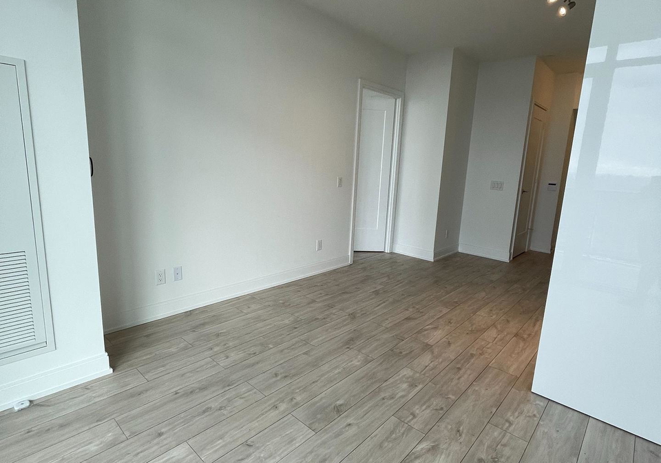 70-annie-craig-drive-etobicoke-ontario-w12366690