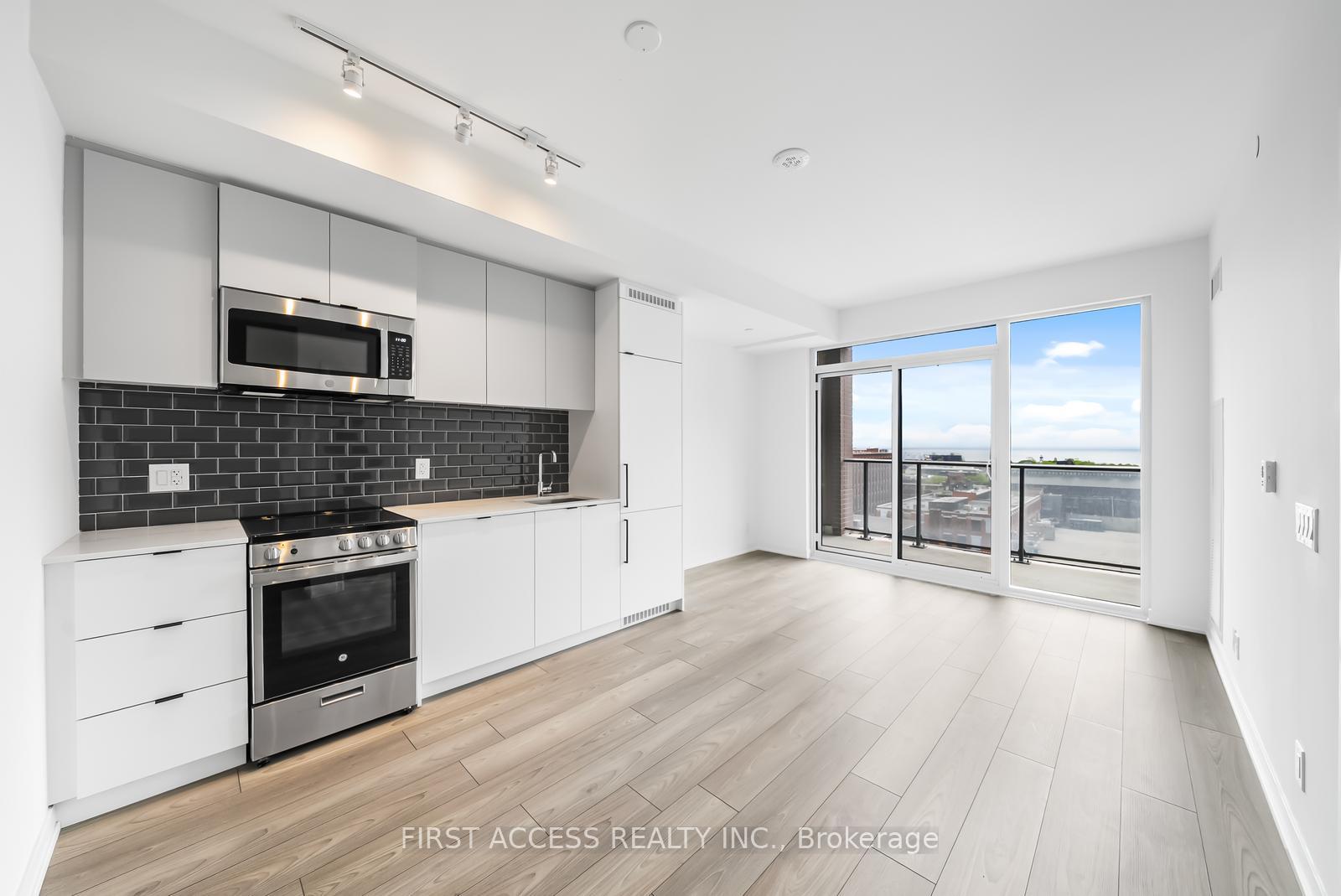 285-dufferin-street-toronto-ontario-w12366698