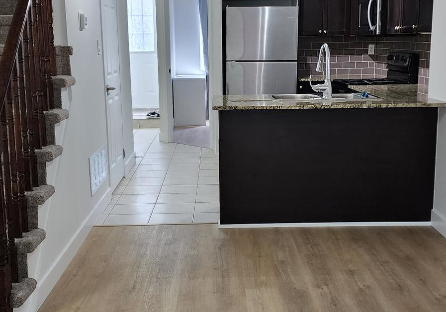 25-elsie-lane-toronto-ontario-w12366722