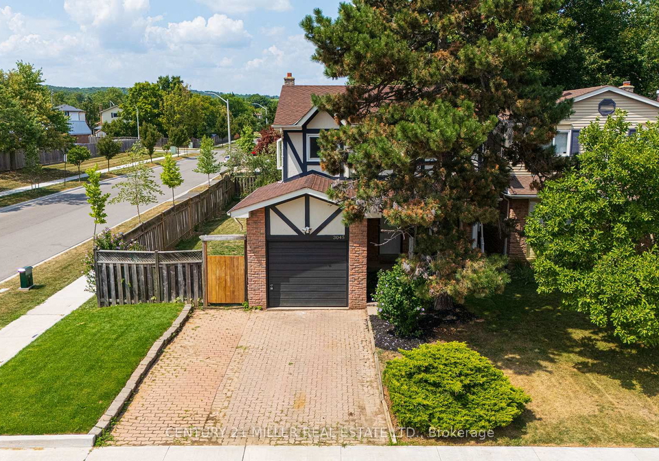 3045-driftwood-drive-burlington-ontario-w12366978