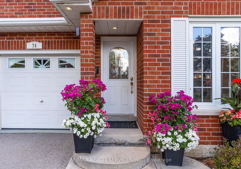 74-crenshaw-court-brampton-ontario-w12367300