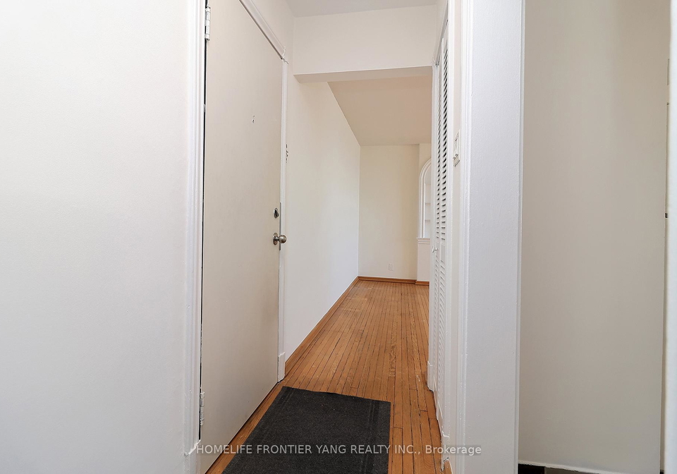 2697-lake-shore-boulevard-w-etobicoke-ontario-w12367306