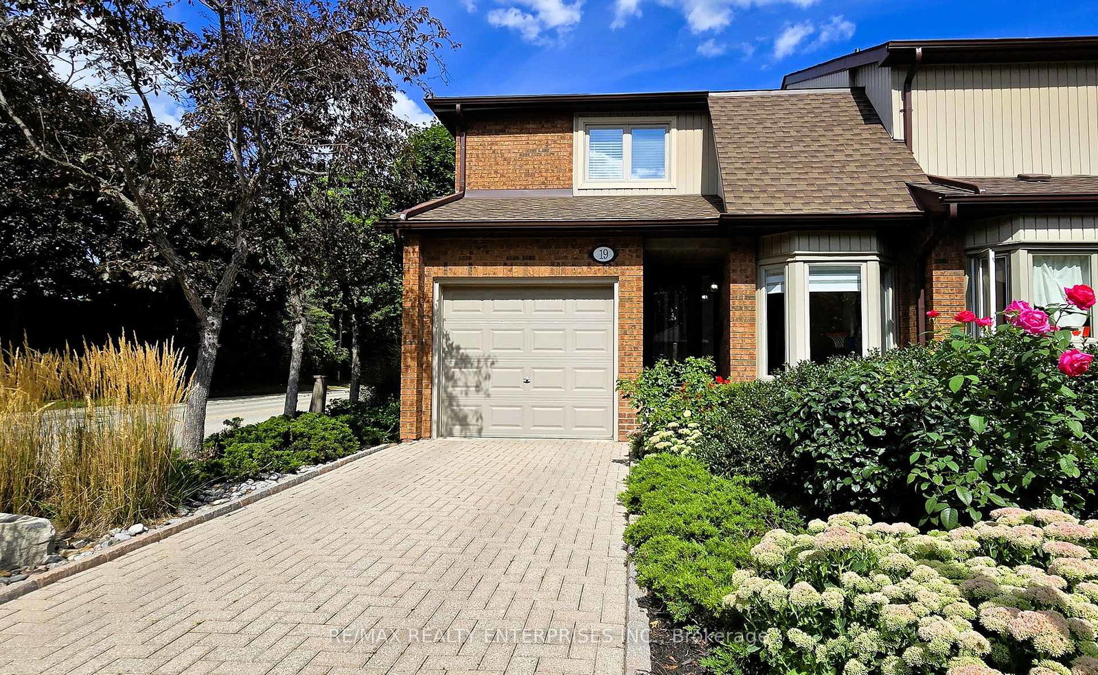 1180-walden-circle-mississauga-ontario-w12367372